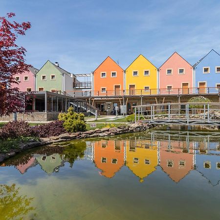 Hotel Kravi Hora Bořetice Zewnętrze zdjęcie