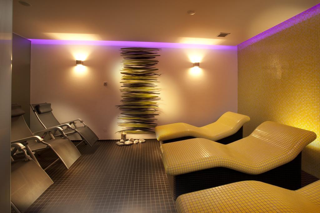 Hotel Kravi Hora Bořetice Zewnętrze zdjęcie