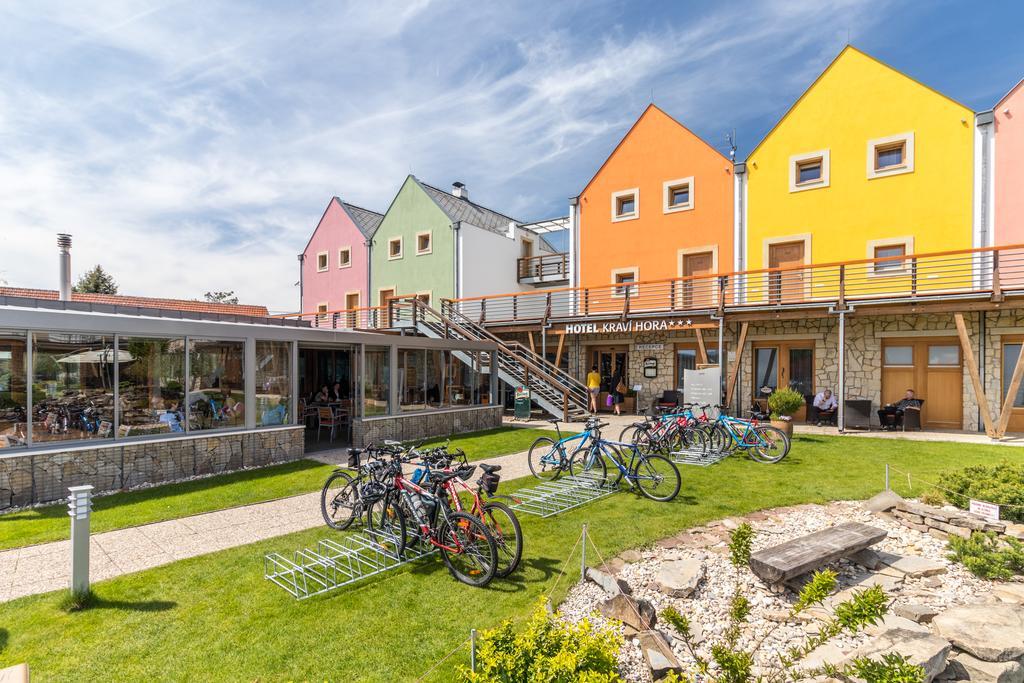 Hotel Kravi Hora Bořetice Zewnętrze zdjęcie